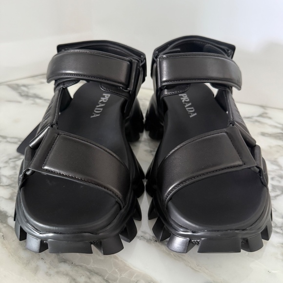 Prada 2x3077 Nappa Sport Black Leather Men\'s Sandal, US 7 (P-6)
